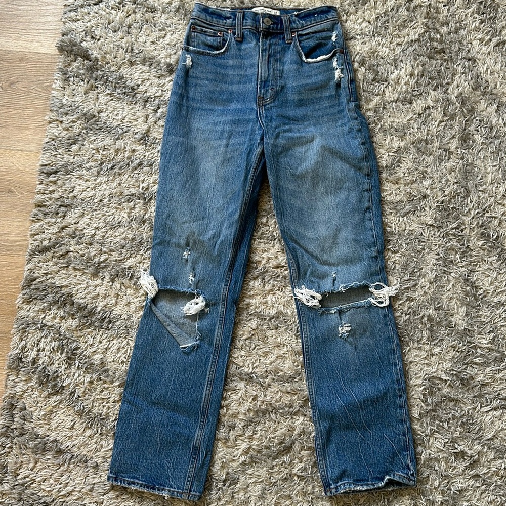 Abercrombie and Fitch the 90s straight ultra high-rise jeans
